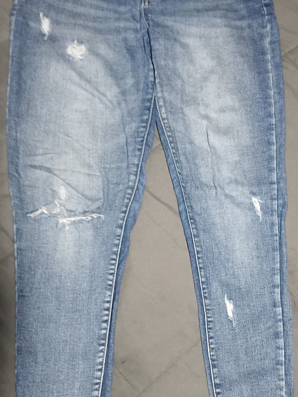 SHEIN Blue Denim Label Skinny Jeans with Contrast Stitching